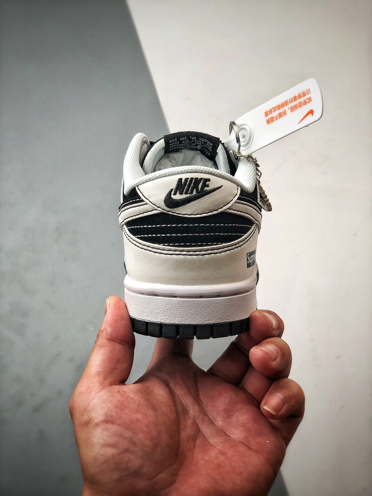Supreme x NK Dunk Low Retro