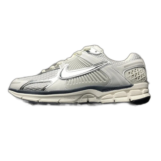 Nike Zoom Vomero 5 Photon Dust Metallic Silver