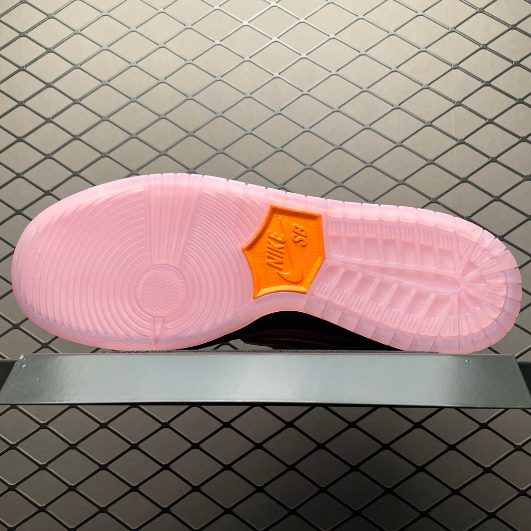 The Powerpuff Girls × Nike SB Dunk Low "Blossom"