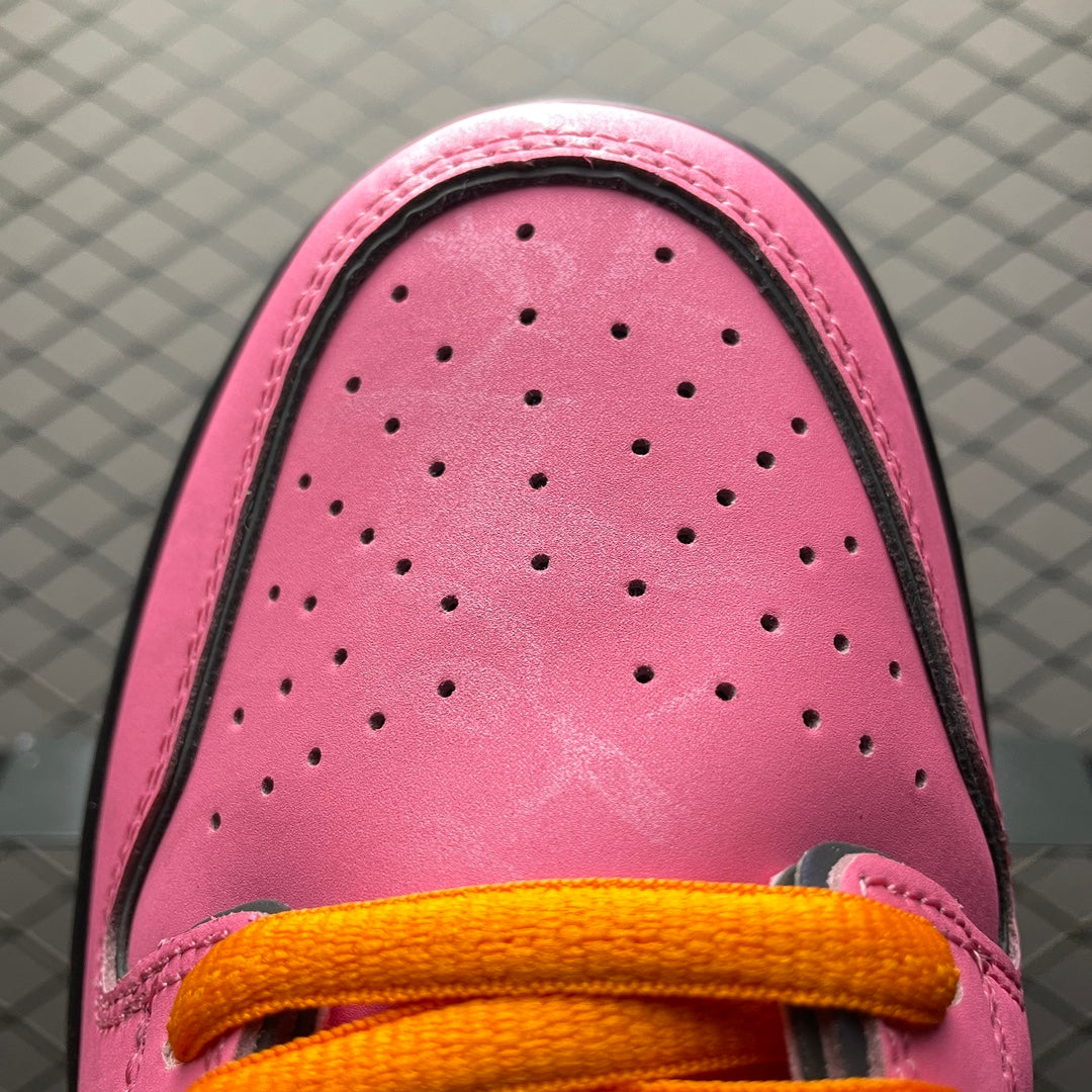 The Powerpuff Girls × Nike SB Dunk Low "Blossom"