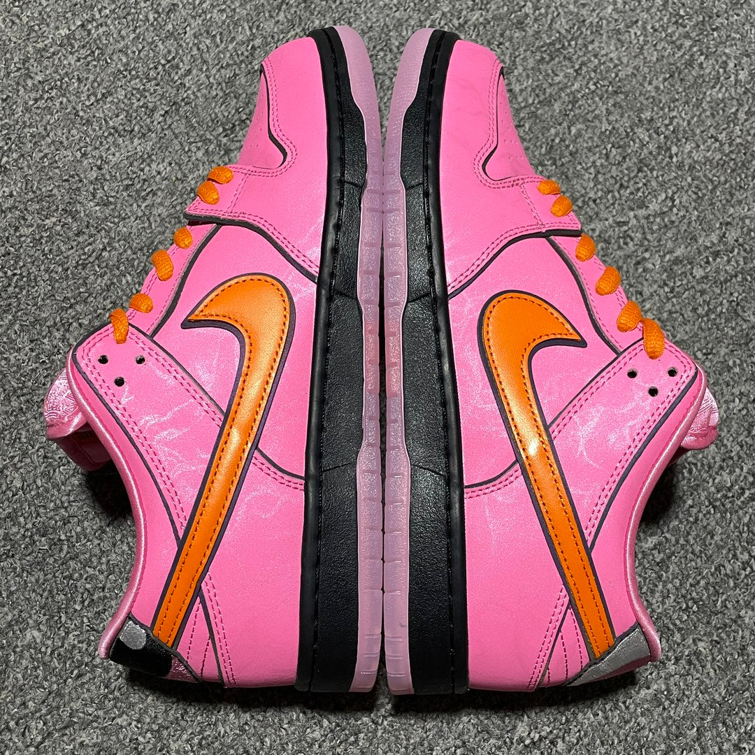 The Powerpuff Girls × Nike SB Dunk Low "Blossom"