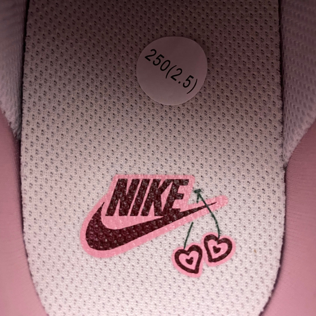 Nike WMNS Air Force 1 Low "Valentine’s Day"