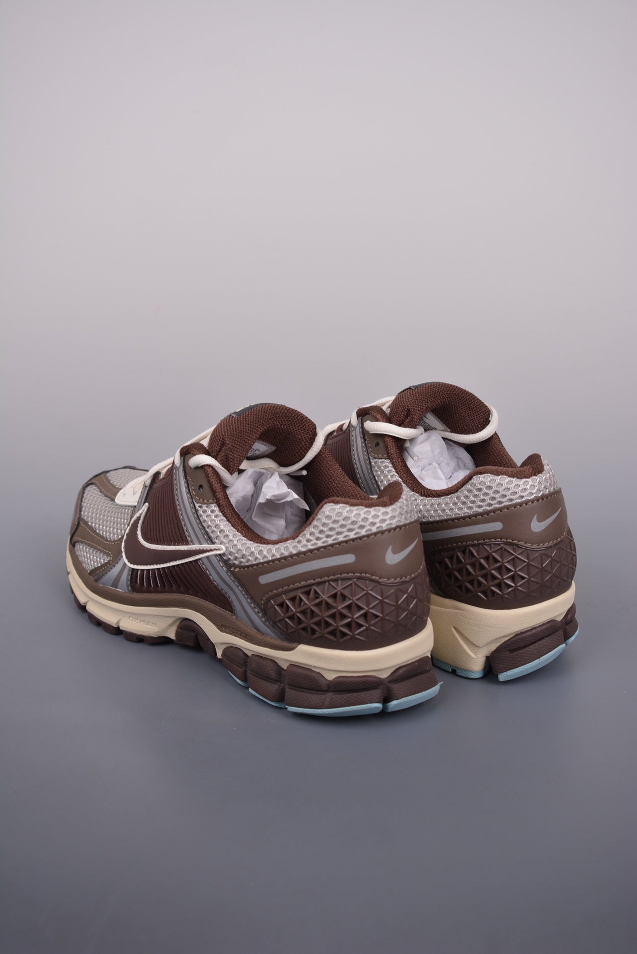 Nike Zoom Vomero 5 Earth Fossil