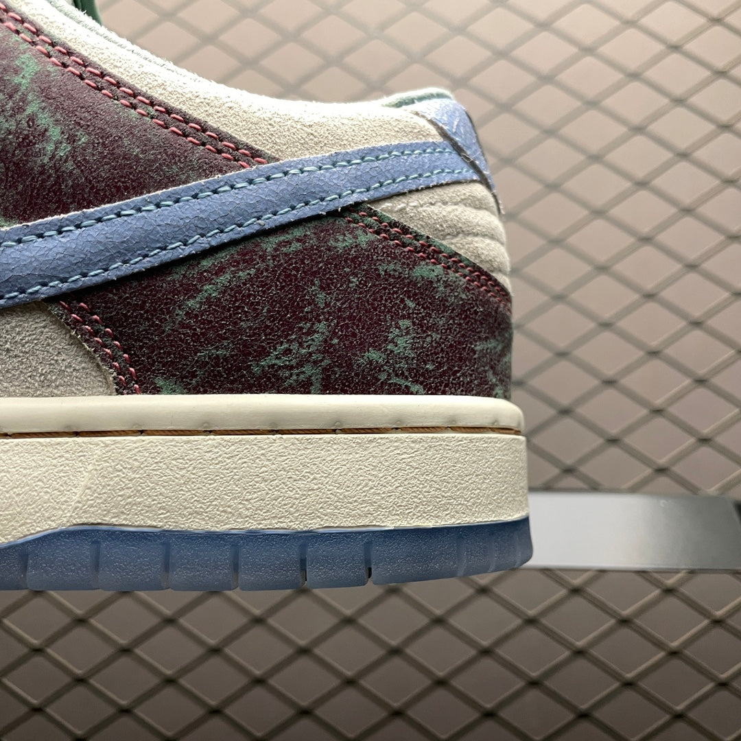 Crenshaw Skate Club × Nike SB Dunk Low PRO QS "Sail/Light Blue-Cedar"