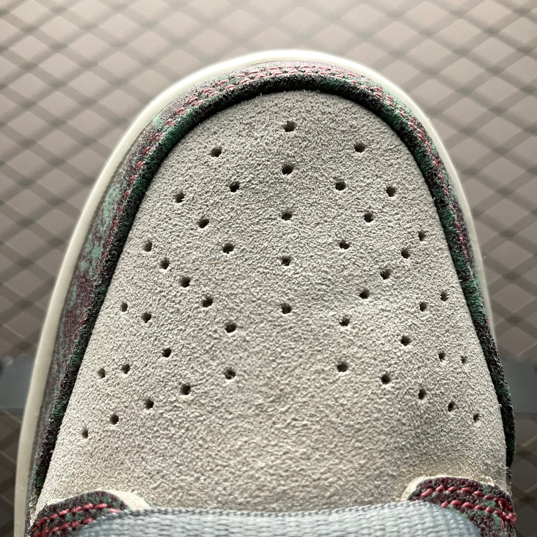 Crenshaw Skate Club × Nike SB Dunk Low PRO QS "Sail/Light Blue-Cedar"