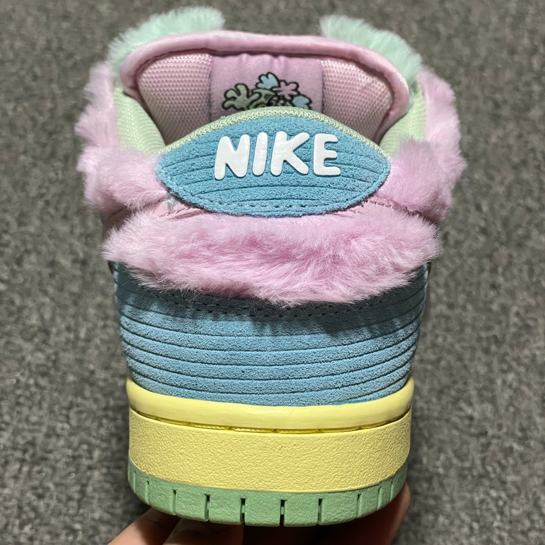 VERDY × Nike SB Dunk Low Pro QS "Visty/Blue Gaze and Enamel Green"