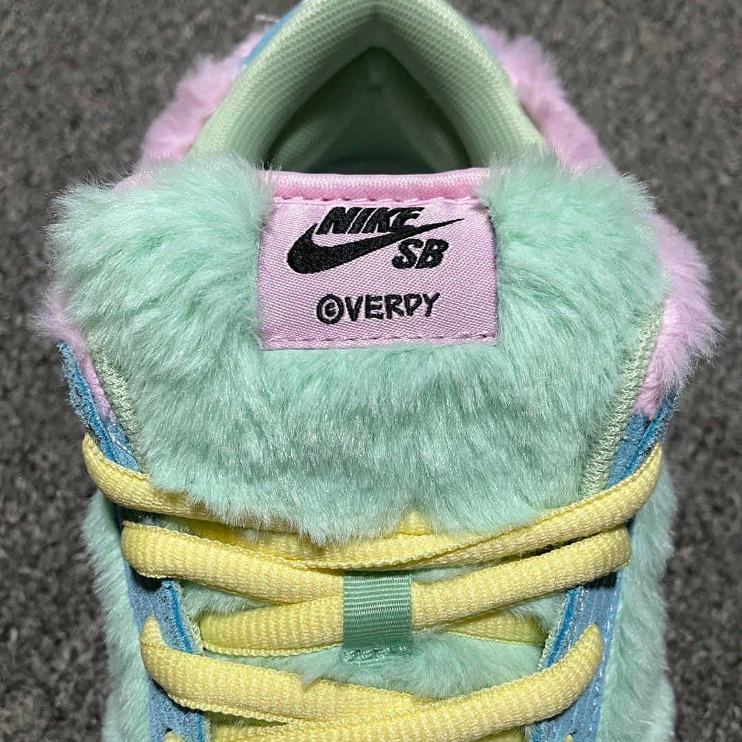 VERDY × Nike SB Dunk Low Pro QS "Visty/Blue Gaze and Enamel Green"
