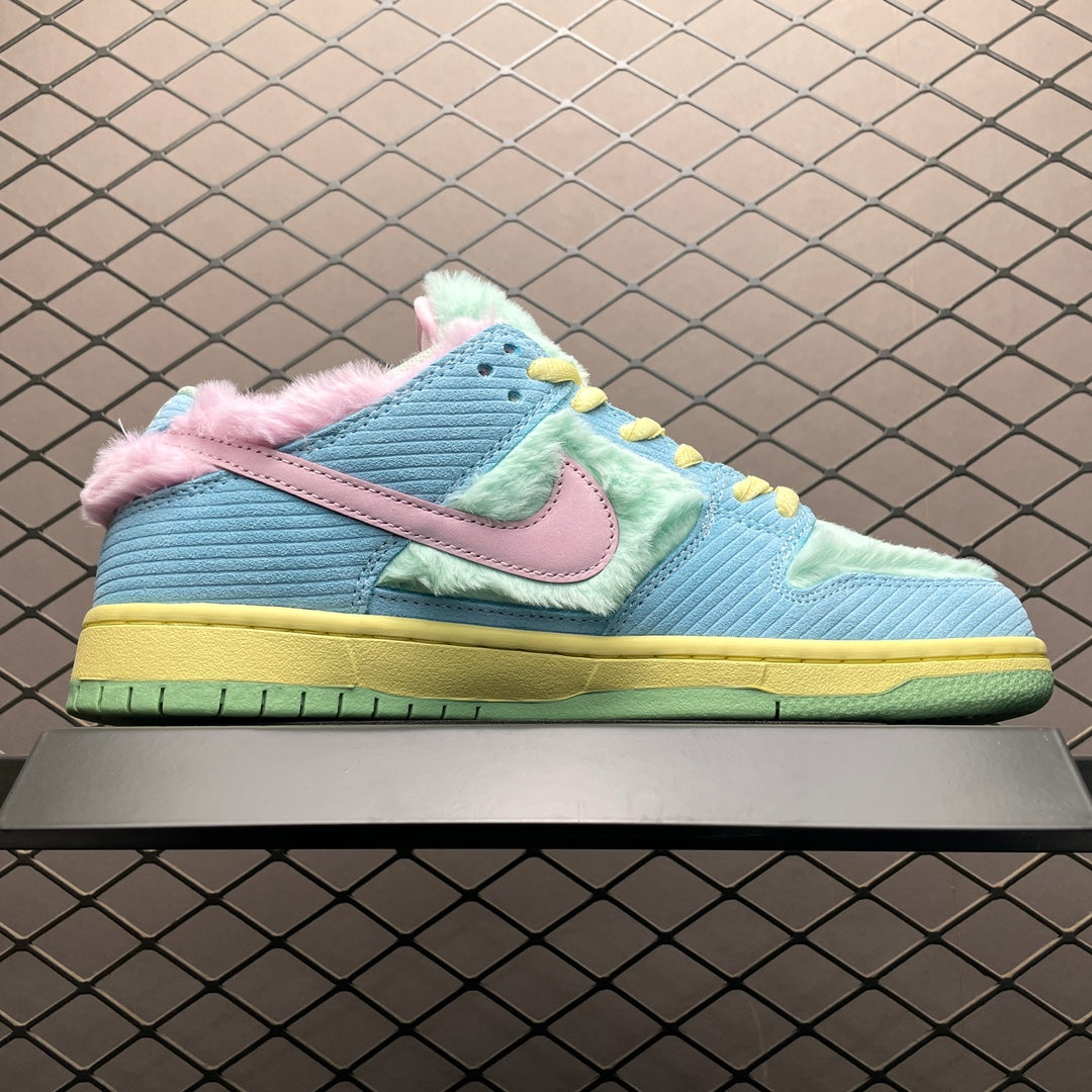 VERDY × Nike SB Dunk Low Pro QS "Visty/Blue Gaze and Enamel Green"
