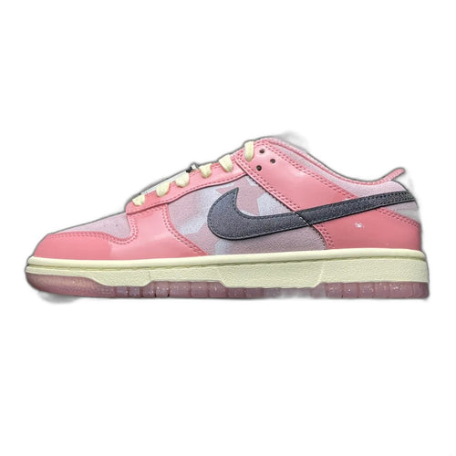 Nike WMNS Dunk Low "Barbie"