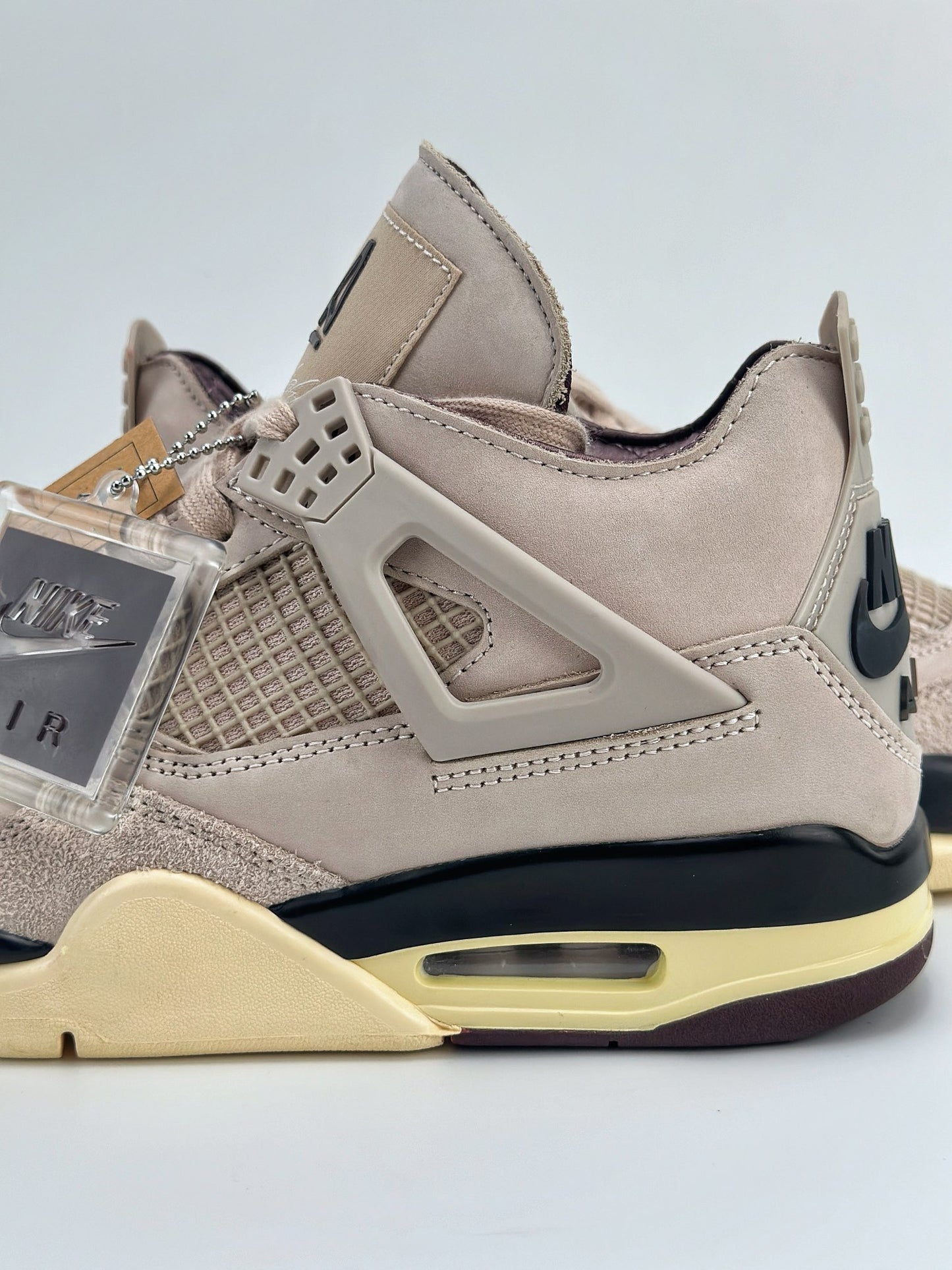 A Ma Maniére × Nike  Air Jordan 4 OG SP "Phantom"