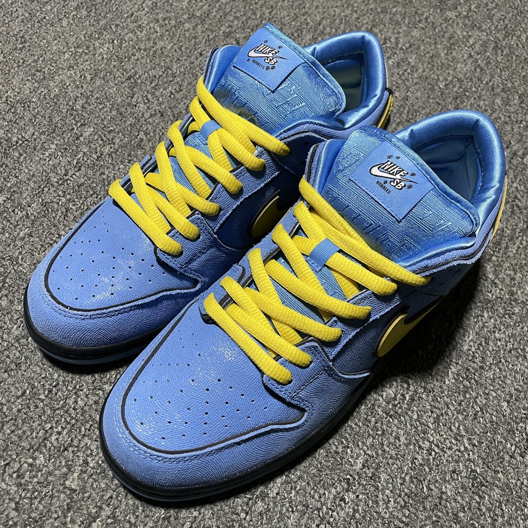 The Powerpuff Girls × Nike SB Dunk Low "Bubbles"