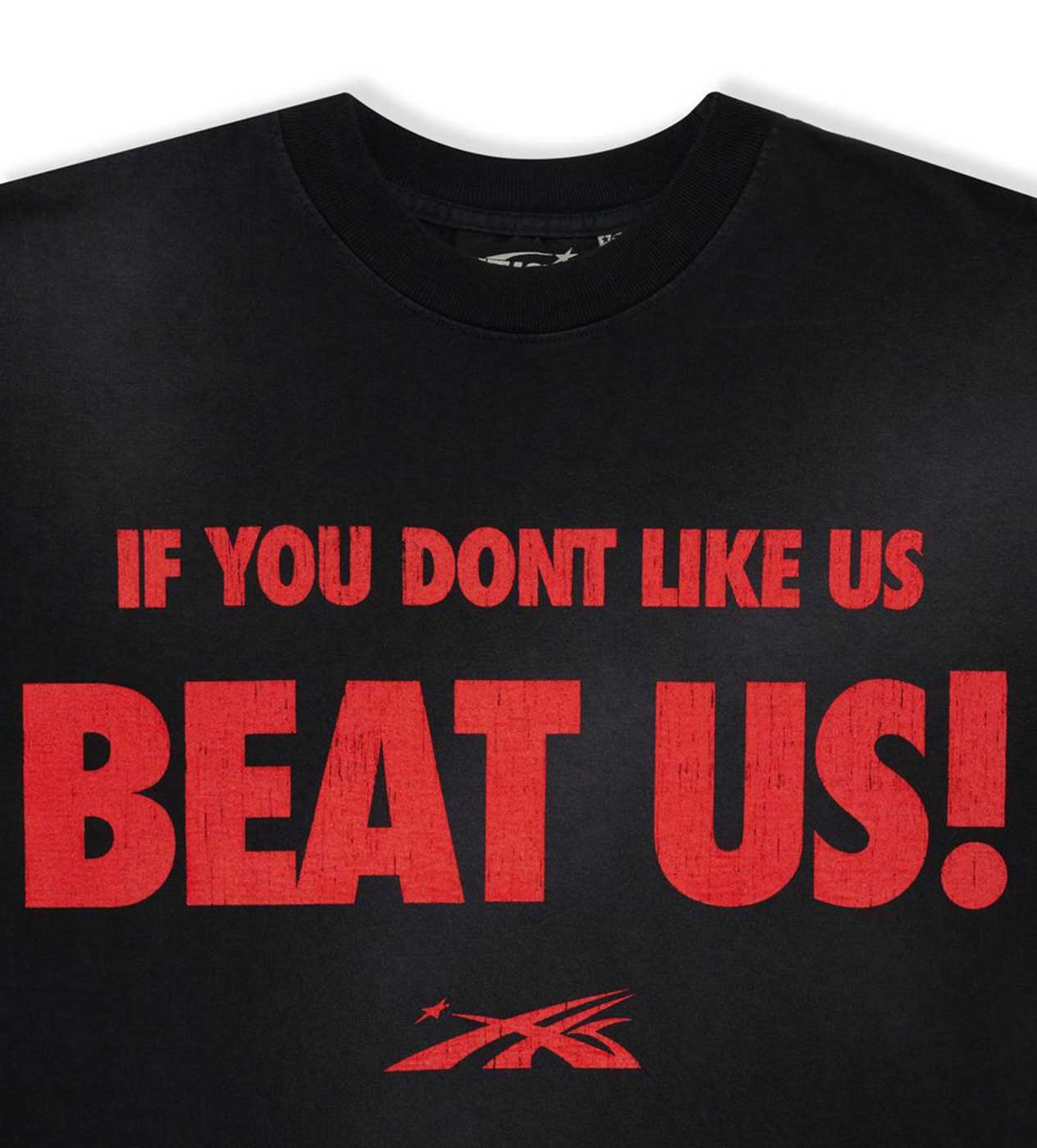 HELLST@R SPORTS BEAT US! (BLACK/RED)  Tシャツ