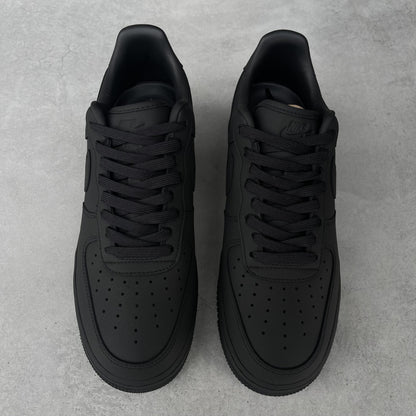 AIR FORCE 1 マットブラック