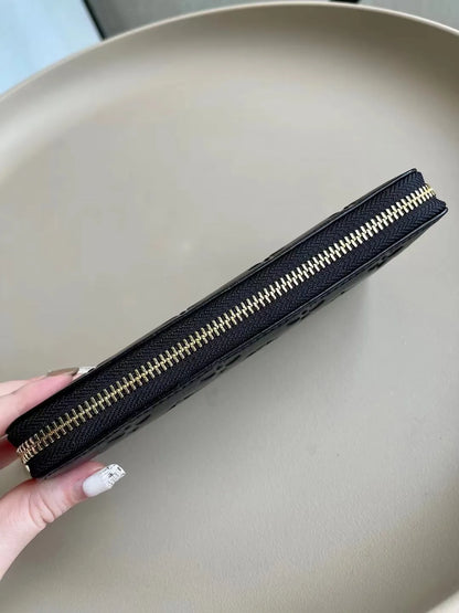 Louis Vuitton Zippy Wallet