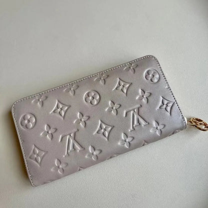 Louis Vuitton Zippy Wallet