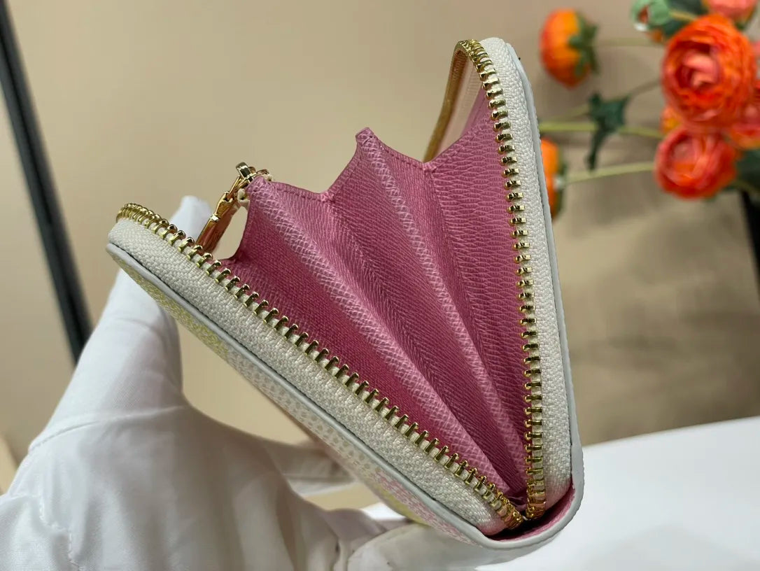 Louis Vuitton Zippy Wallet
