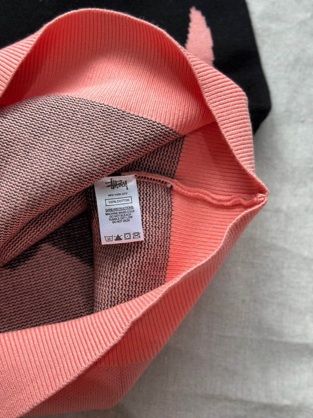 Stussy FW22 Logo graphic print knitted sweater