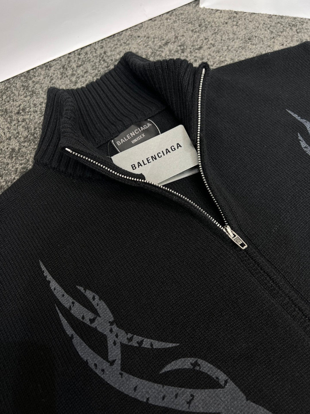 BALENCIAGA  Men's Y2k Zip-up Cardigan in Black
