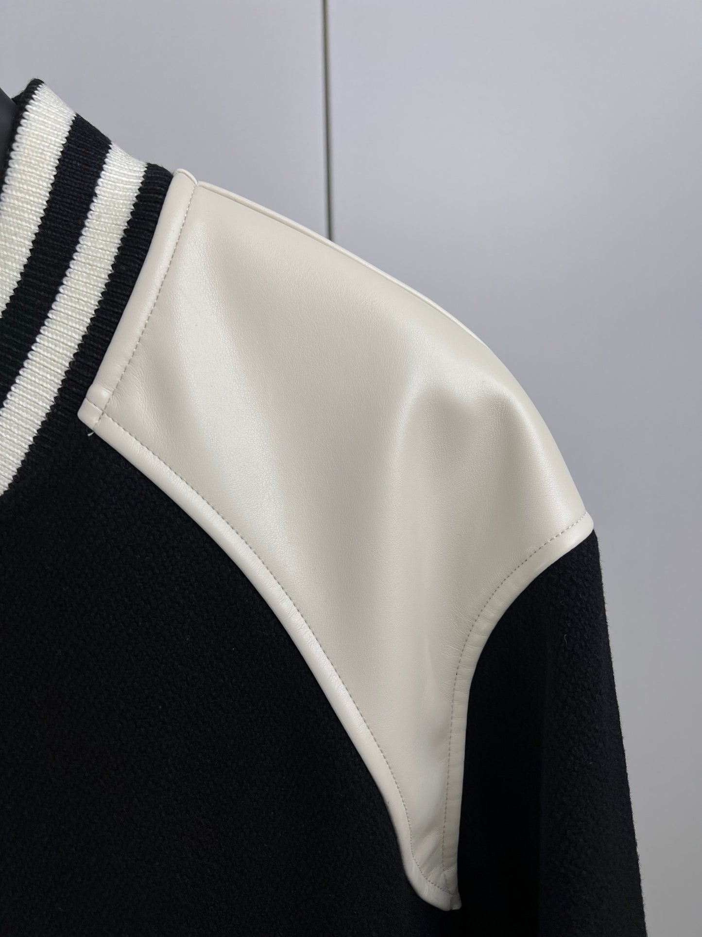 CELINE classic teddy jacket in textured woolテクスチ