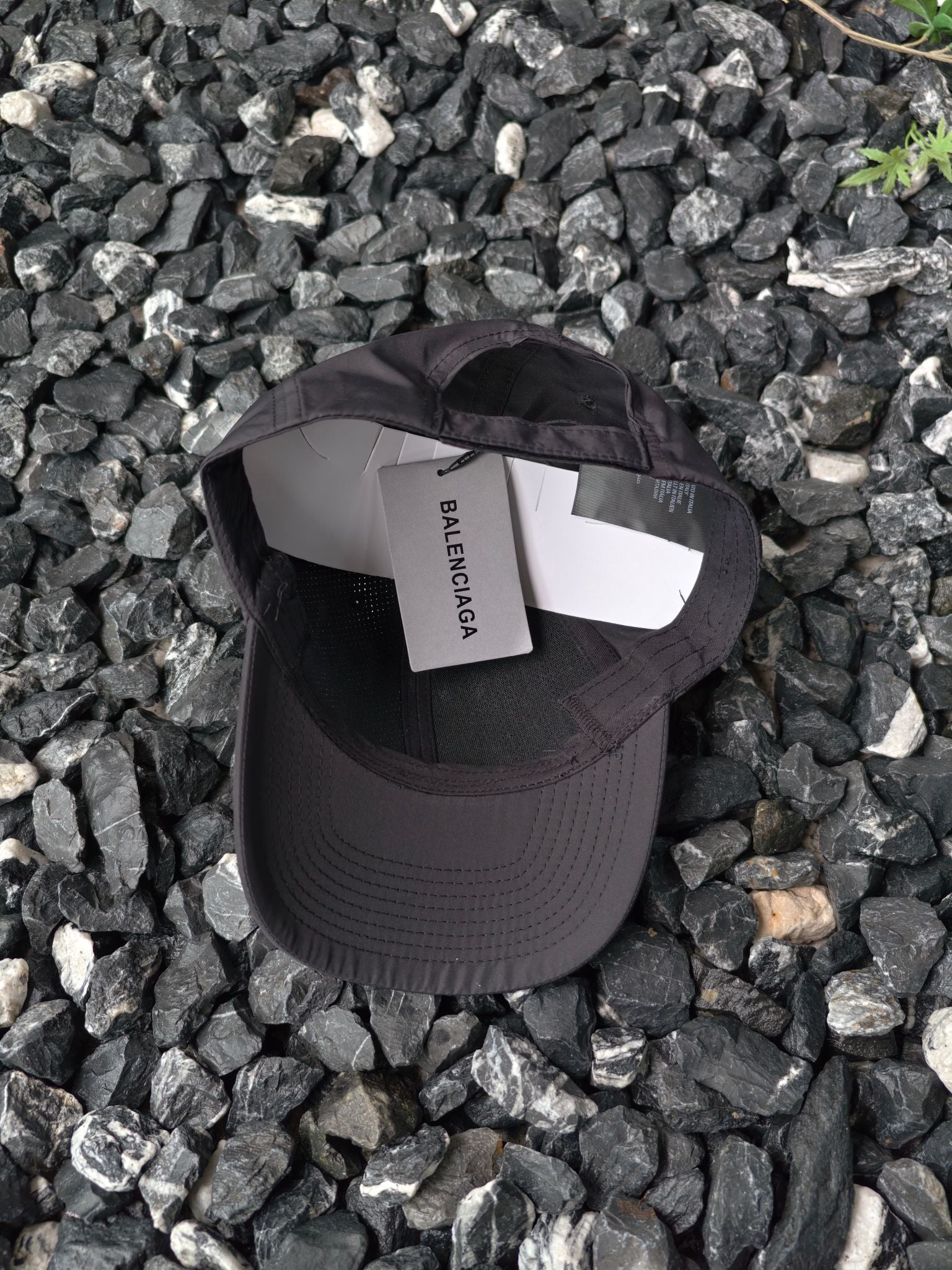 Balenciaga Logo Embroidered Mesh Baseball Cap