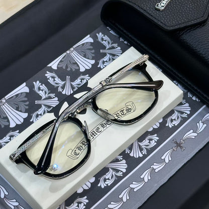 CHROME HEARTS STRAPADICTOME GLASSES