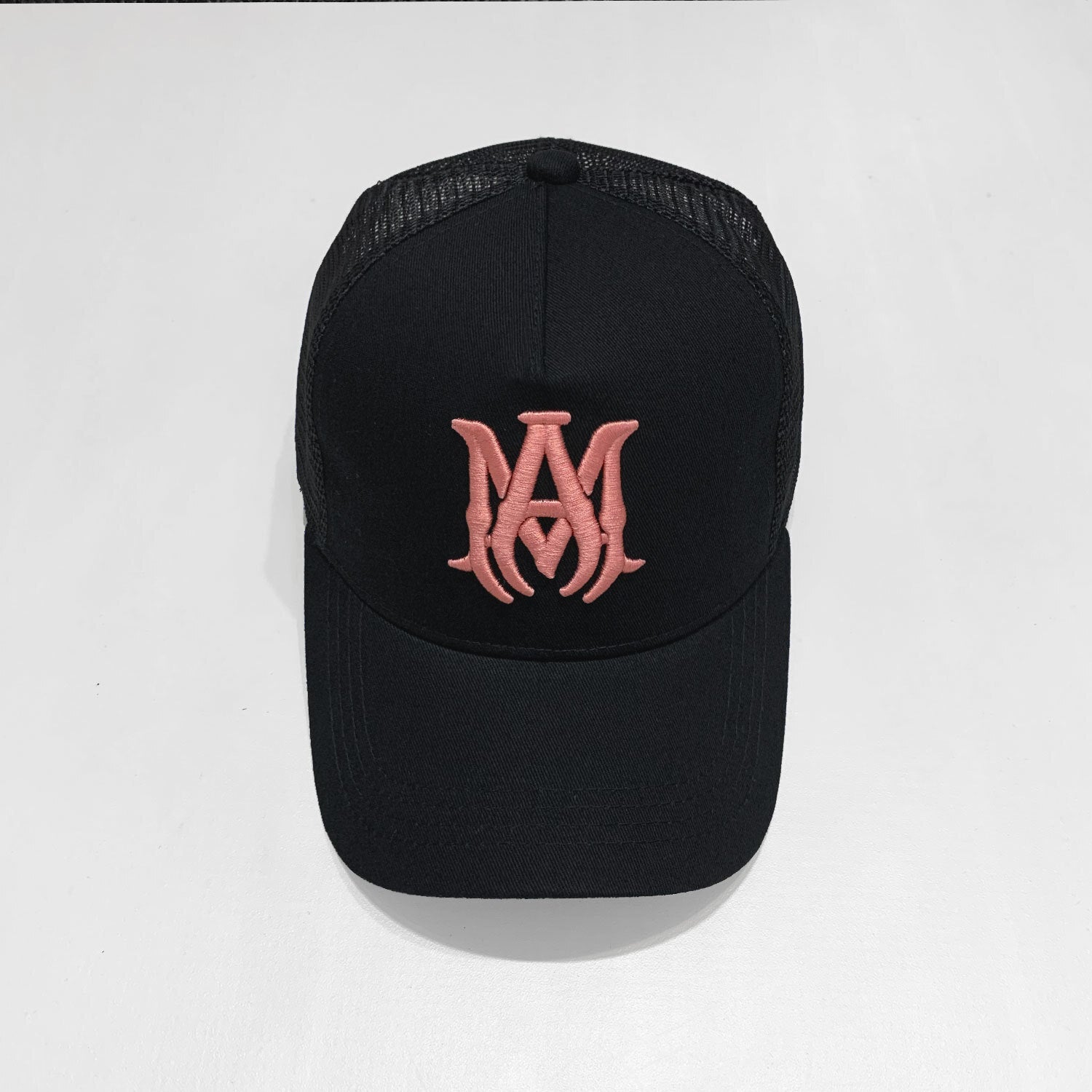 Amiri hat