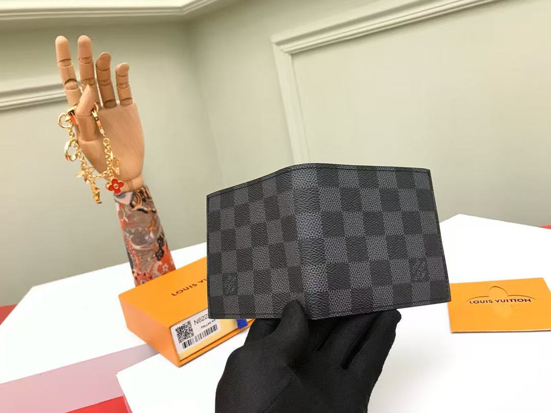 Louis Vuitton Damier Graphite Portefeuille Marco Bifold Wallet