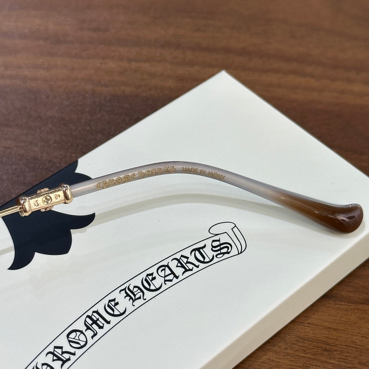 CHROME HEARTS Pills III Gold Plated Brown Bone Plastic