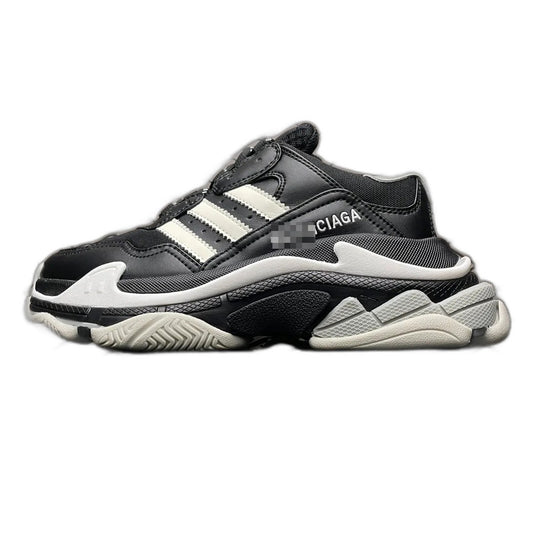 BALENCIAGA Triple S "black"