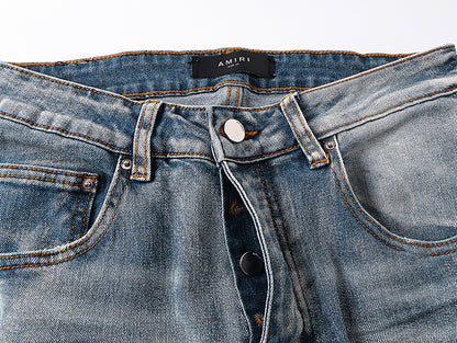 AMIRI Off-set logo jeans