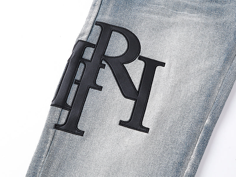AMIRI Off-set logo jeans