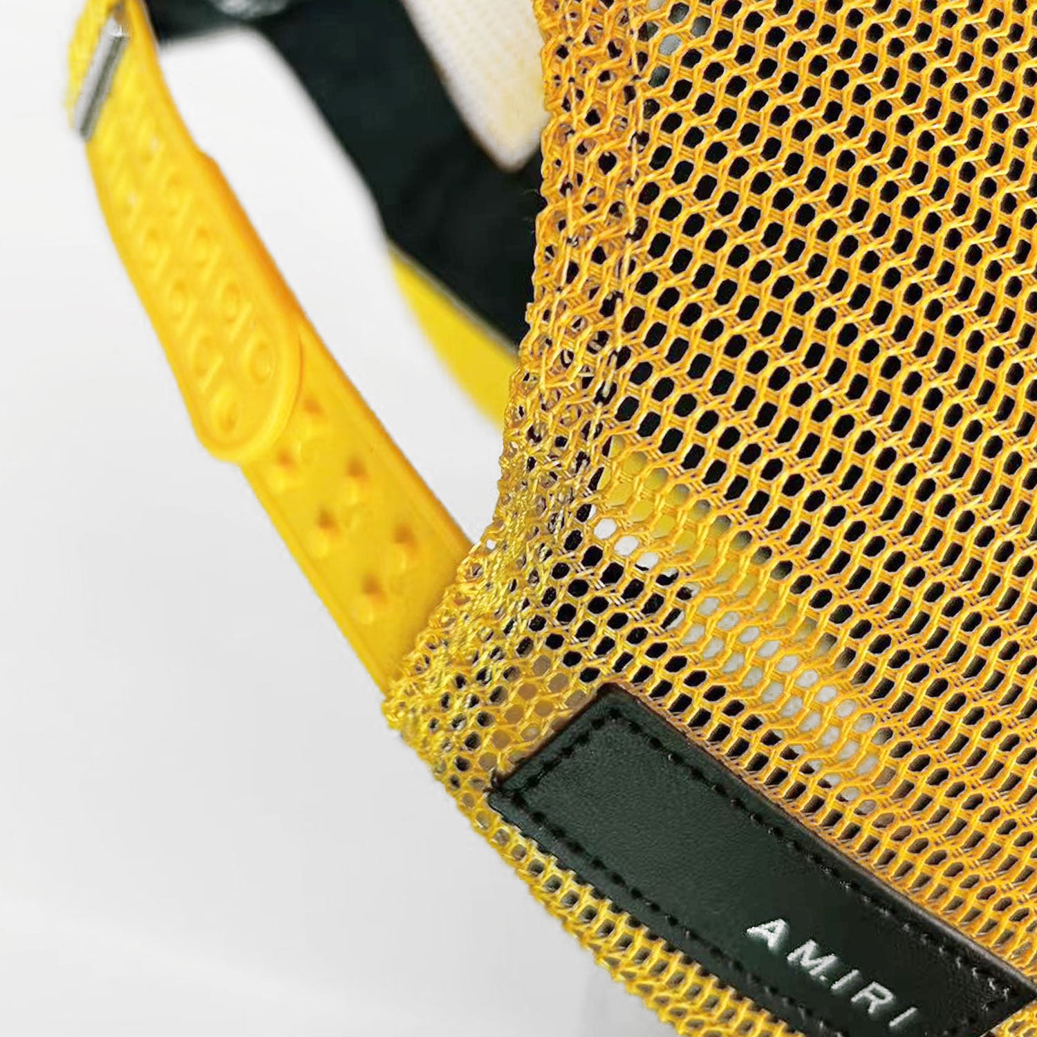 Amiri hat