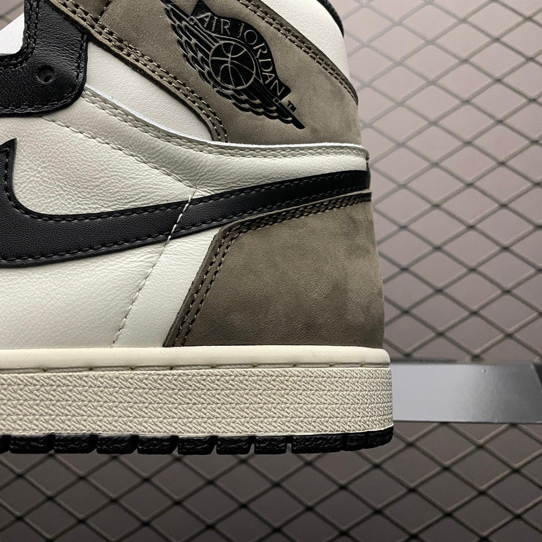 Nike Air Jordan 1 High OG "Sail/Dark Mocha/Black"