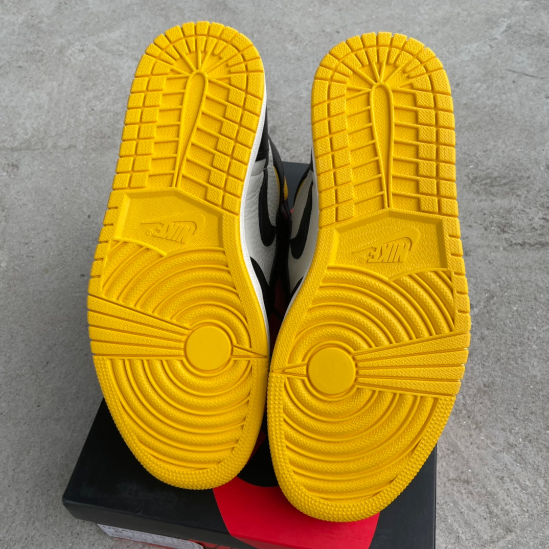 Nike Air Jordan 1 Retro High (NOT FOR RESALE) "Varsity Maize"