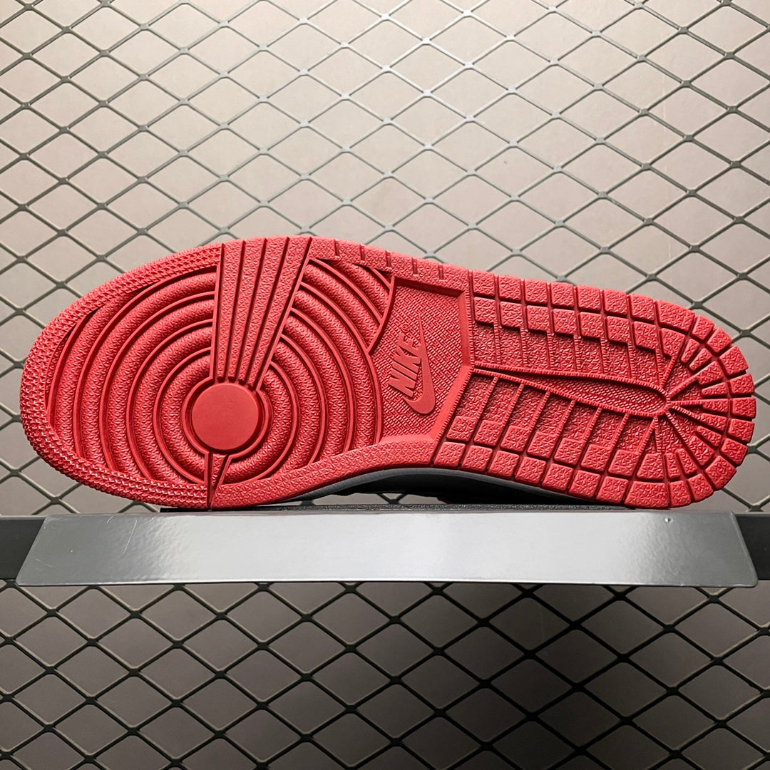 Air Jordan 1 Retro " Chicago"