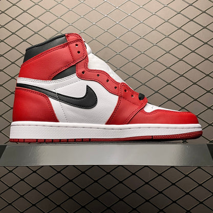 Air Jordan 1 Retro " Chicago"