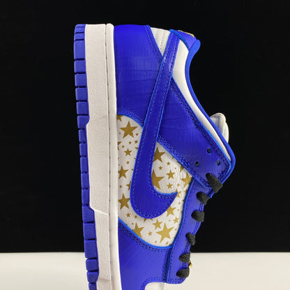 Supreme × Nike SB Dunk Low OG QS "Gold Stars" White/Hyper Blue"