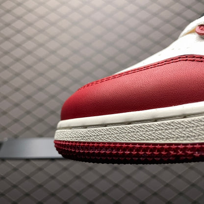 Nike Air Jordan 1 High OG "Lost & Found/Chicago"
