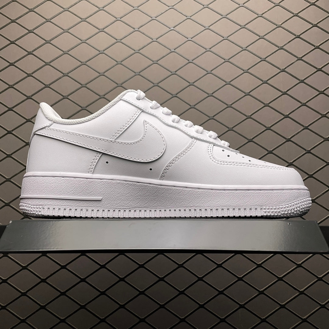 NIKE AIR FORCE 1 LOW“07 white”