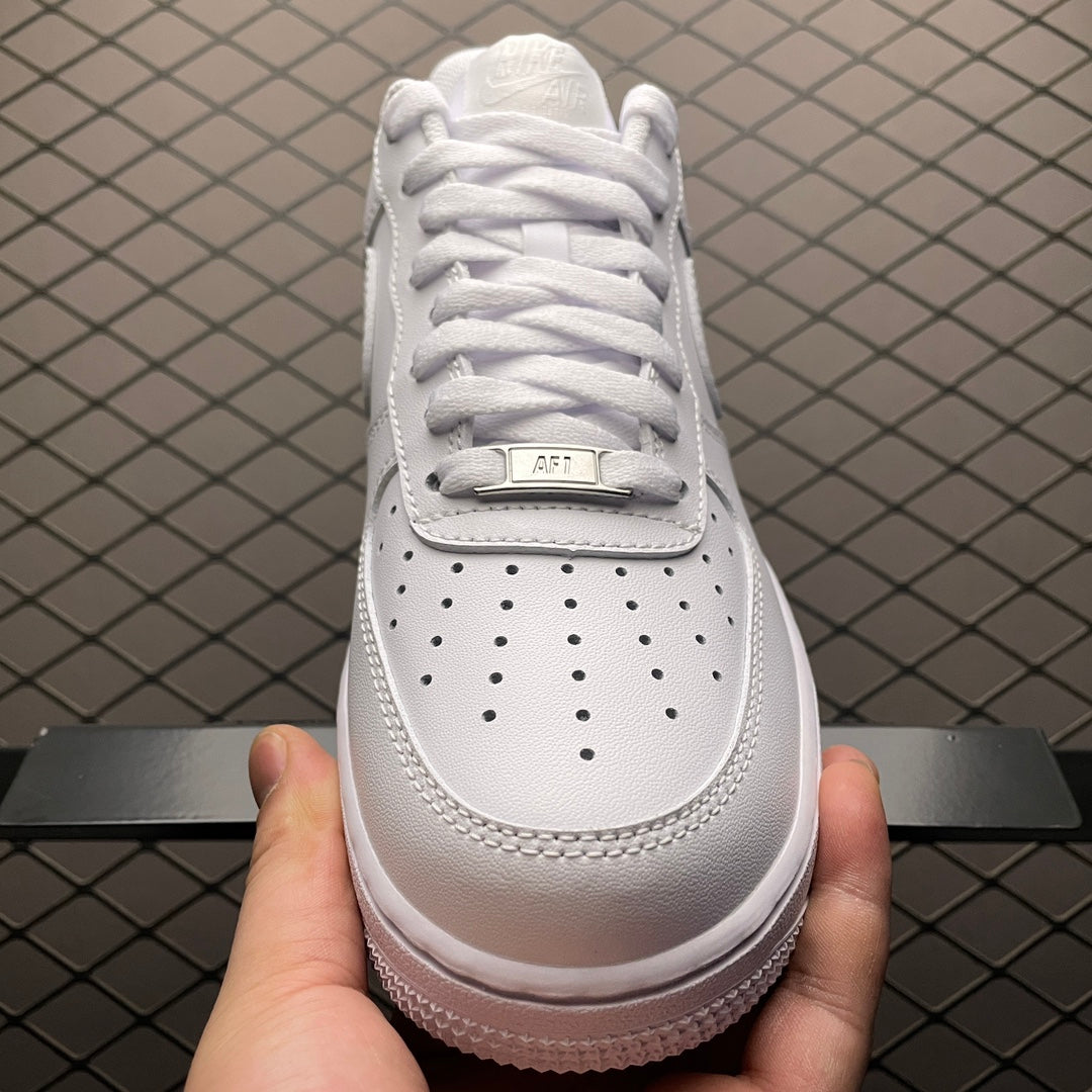 NIKE AIR FORCE 1 LOW“07 white”