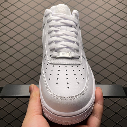 NIKE AIR FORCE 1 LOW“07 white”