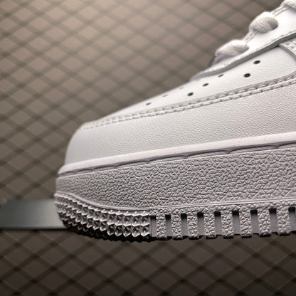 NIKE AIR FORCE 1 LOW“07 white”