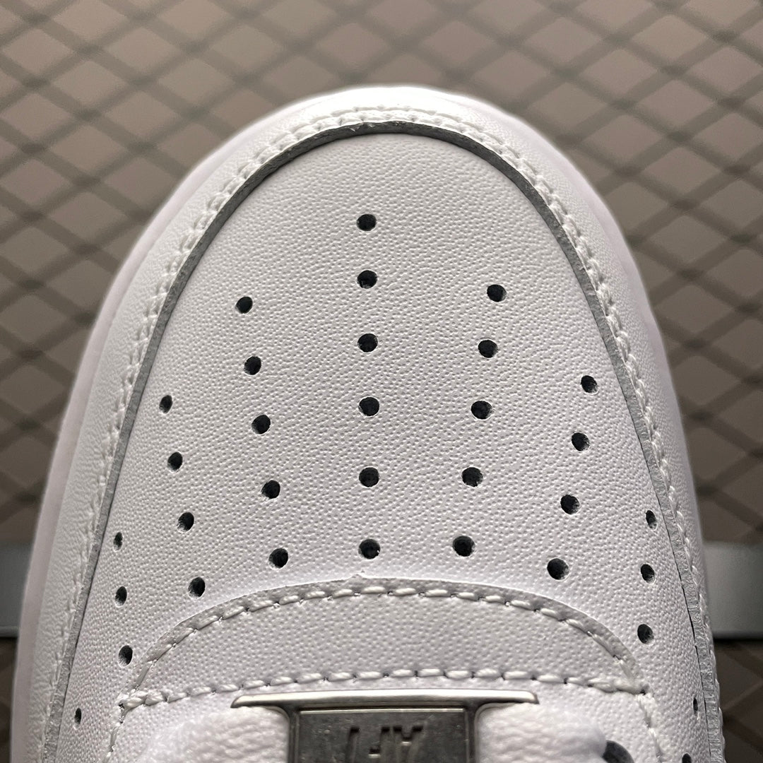 NIKE AIR FORCE 1 LOW“07 white”