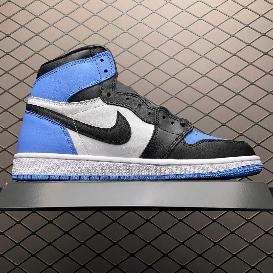 Nike Air Jordan 1 Retro High OG "University Blue"