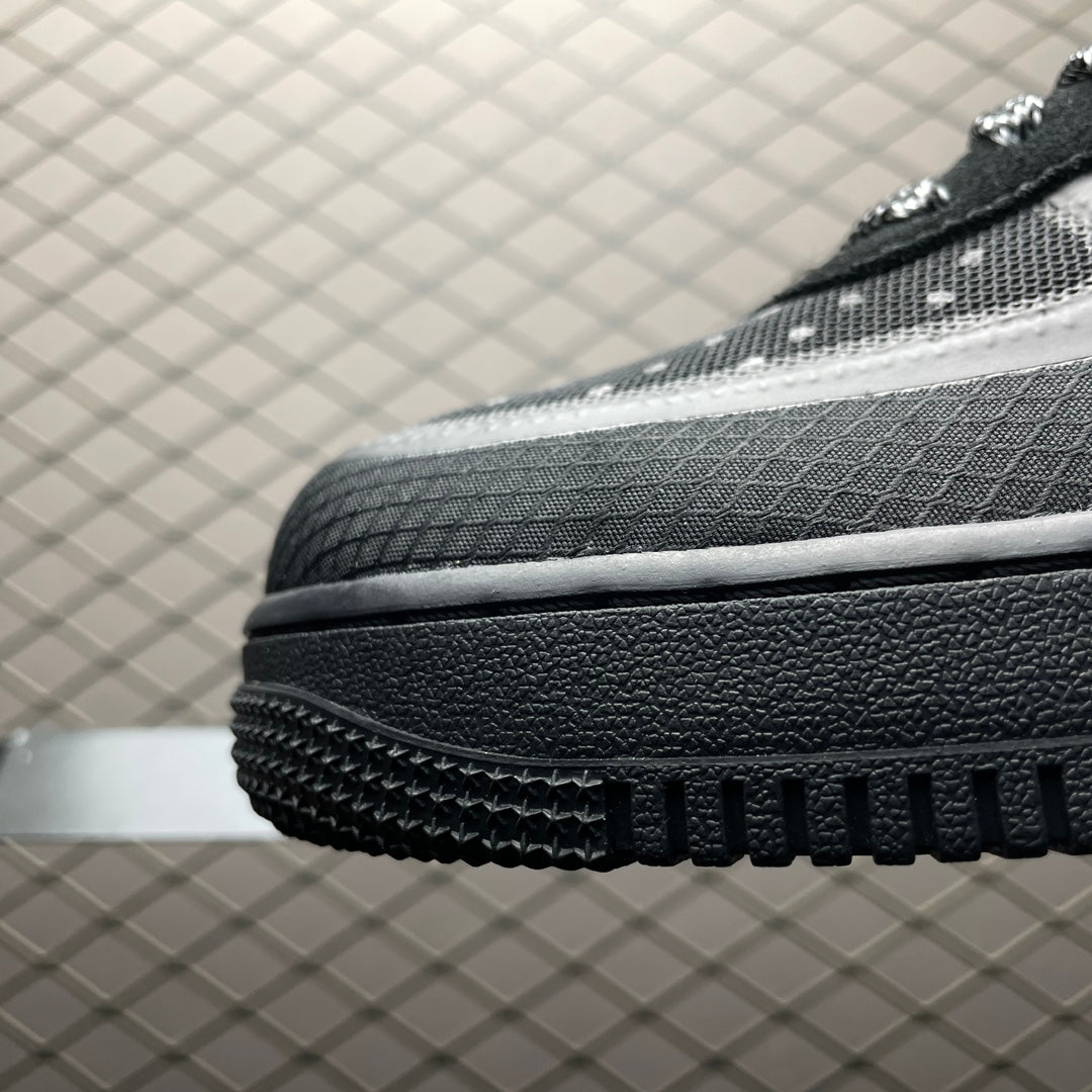 Off-White × Nike Air Force 1 Low "Black"