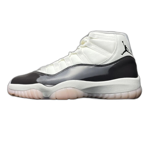 Nike Air Jordan 11 Retro "Neapolitan"