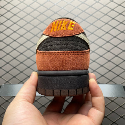 Nike Dunk Low "Red Panda"