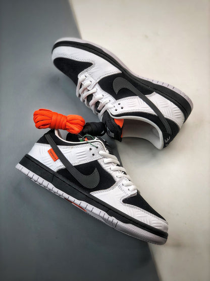 TIGHTBOOTH × Nike SB Dunk Low "White/Black"