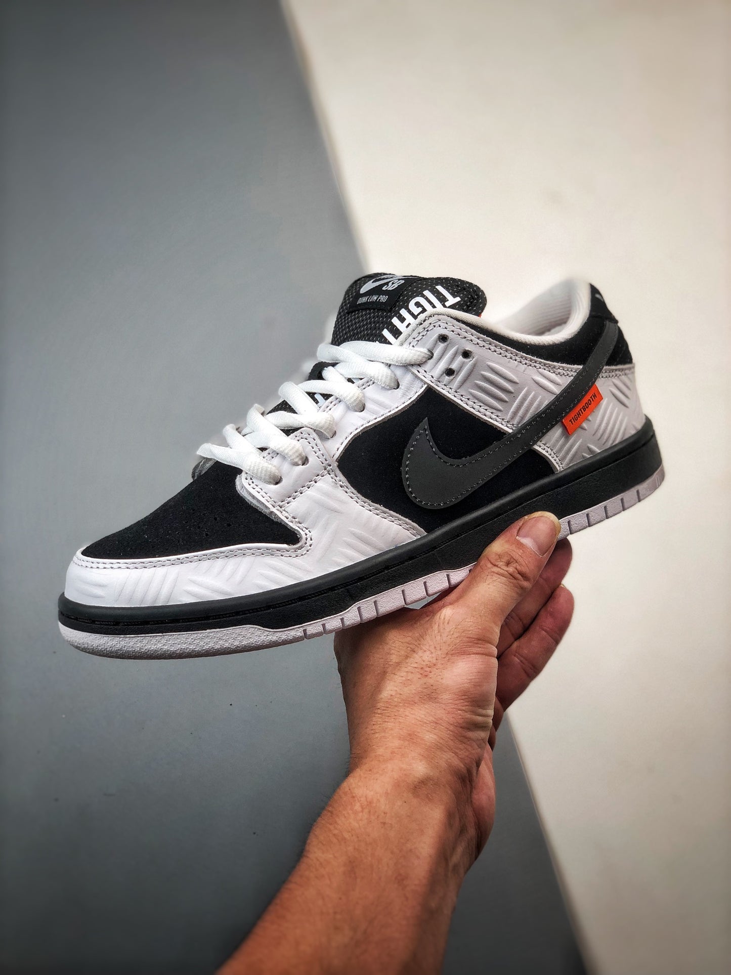 TIGHTBOOTH × Nike SB Dunk Low "White/Black"