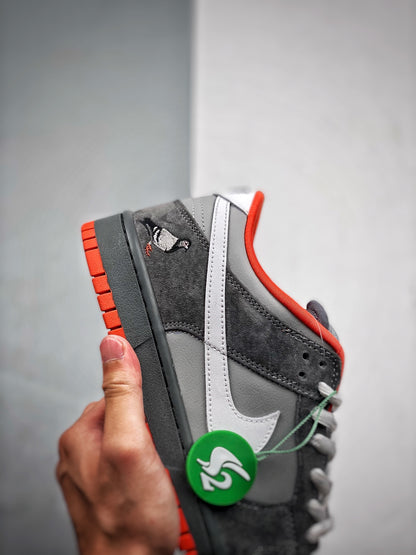 Nike SB Dunk Low Staple NYC Pigeon
